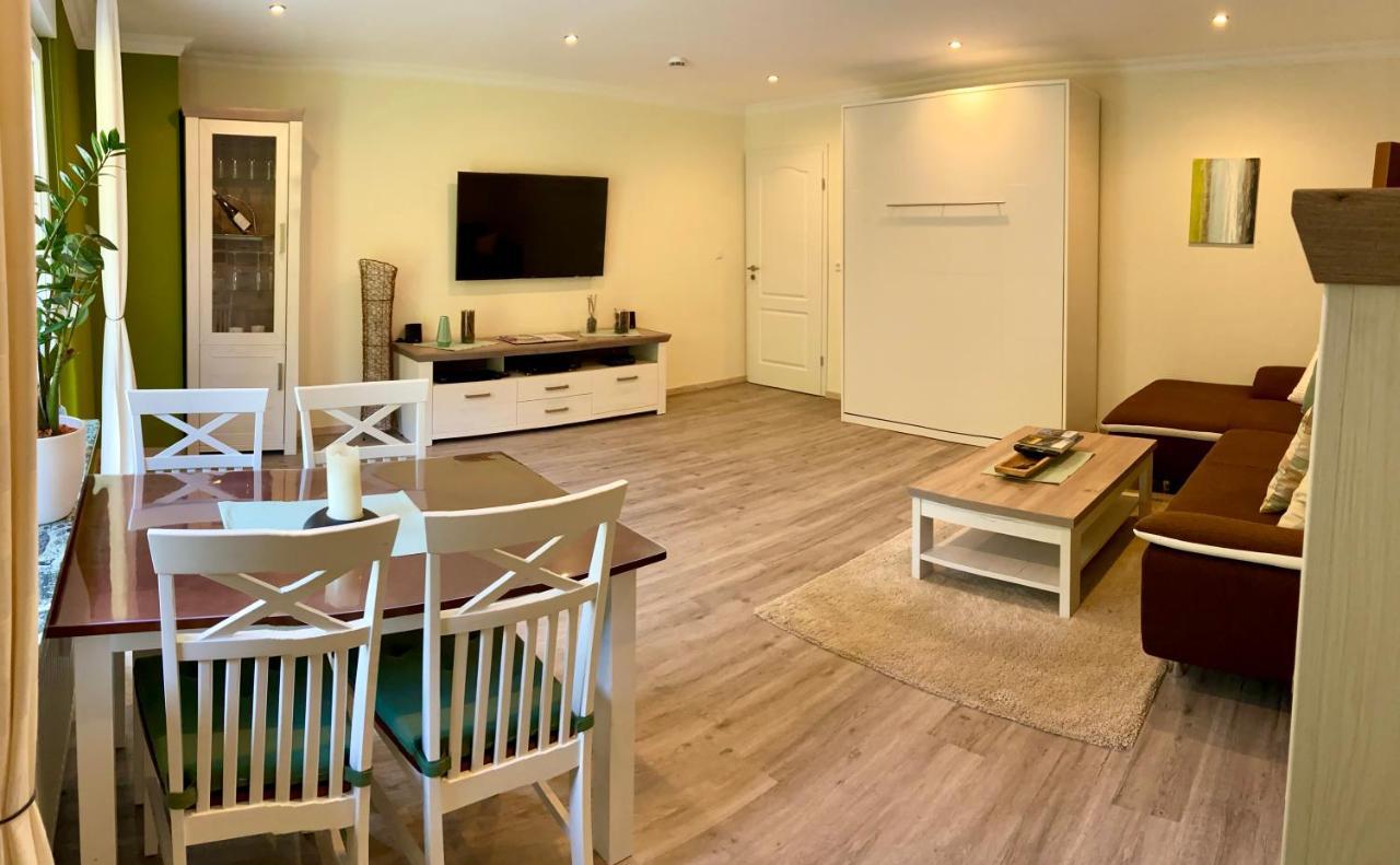 Roosartige Ferien - Ferienwohnung Am Weiherturm Bacharach Esterno foto