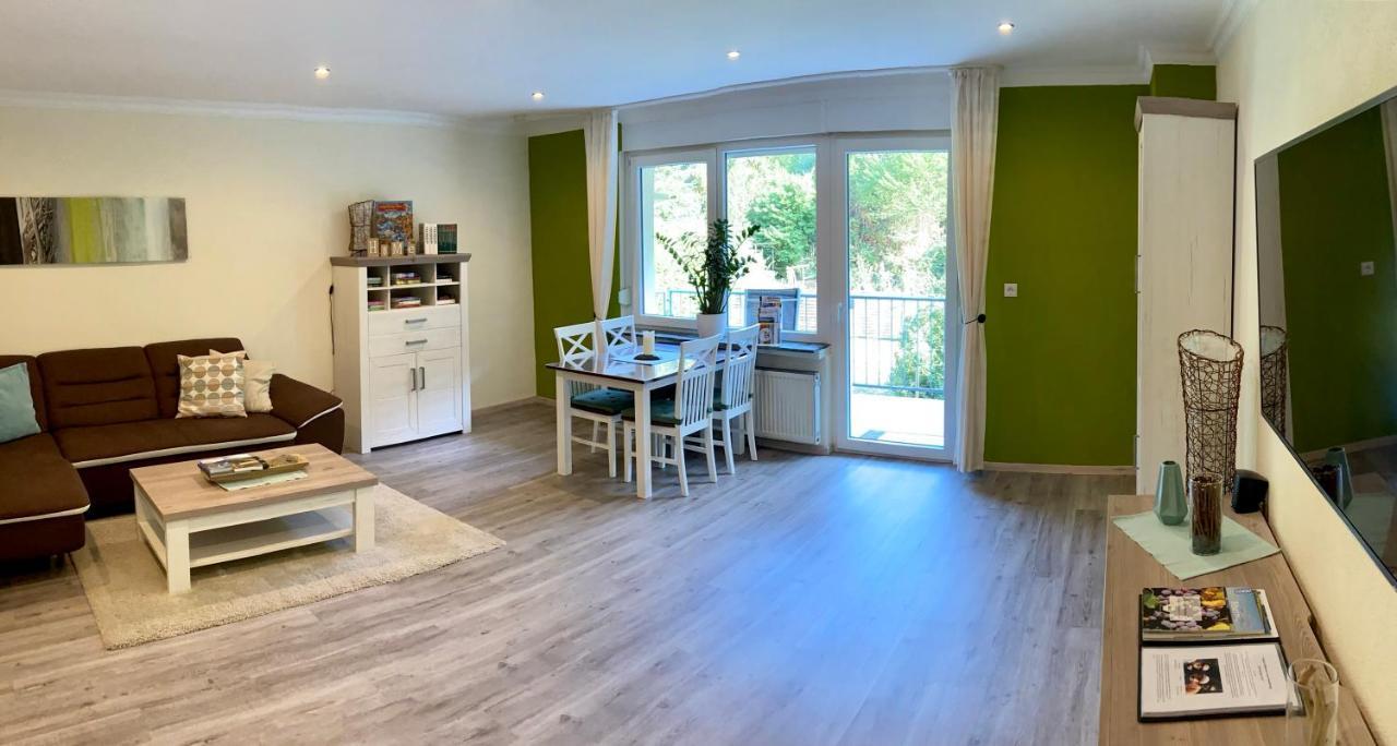 Roosartige Ferien - Ferienwohnung Am Weiherturm Bacharach Esterno foto